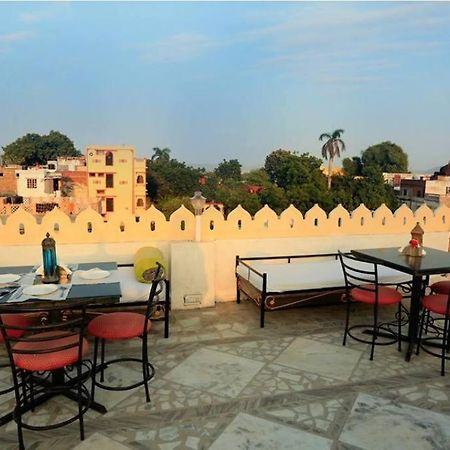 Hotel Janak Niwas Udaipur Dış mekan fotoğraf