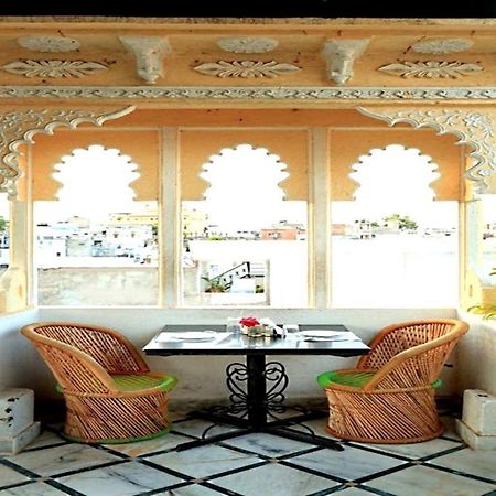 Hotel Janak Niwas Udaipur Dış mekan fotoğraf