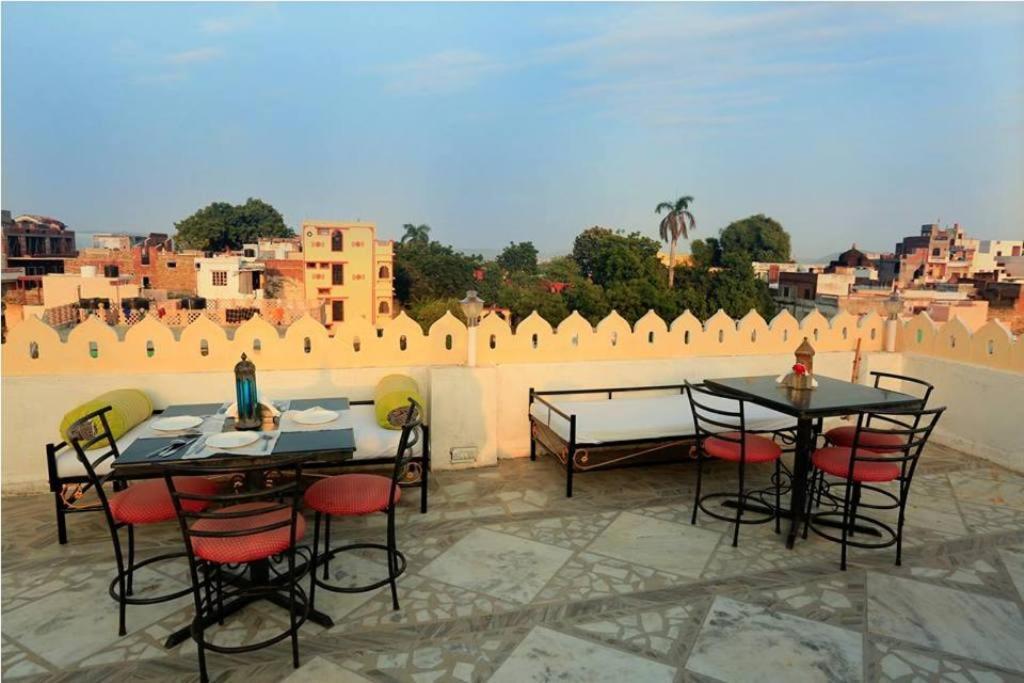 Hotel Janak Niwas Udaipur Dış mekan fotoğraf